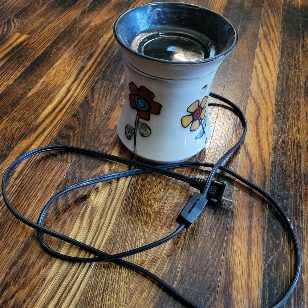 Scentsy Warmer Flower Pattern